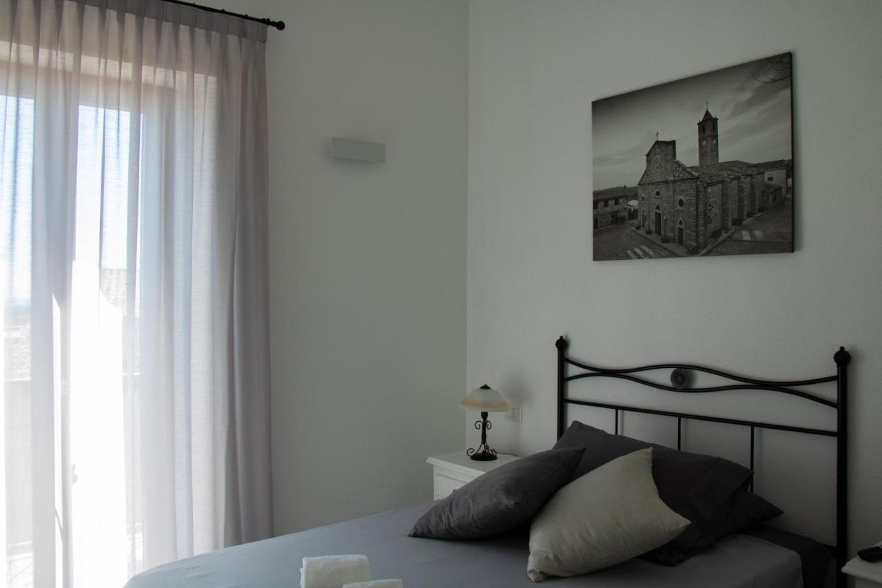 Bed & Breakfast Zia Menga - Luogosanto Sardinia Exterior foto